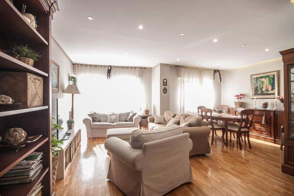 Apartamento + Parking En El Centro De Cartagena Exteriör bild